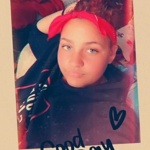 Meet your Posher, Kayla - Picture 1 of 1